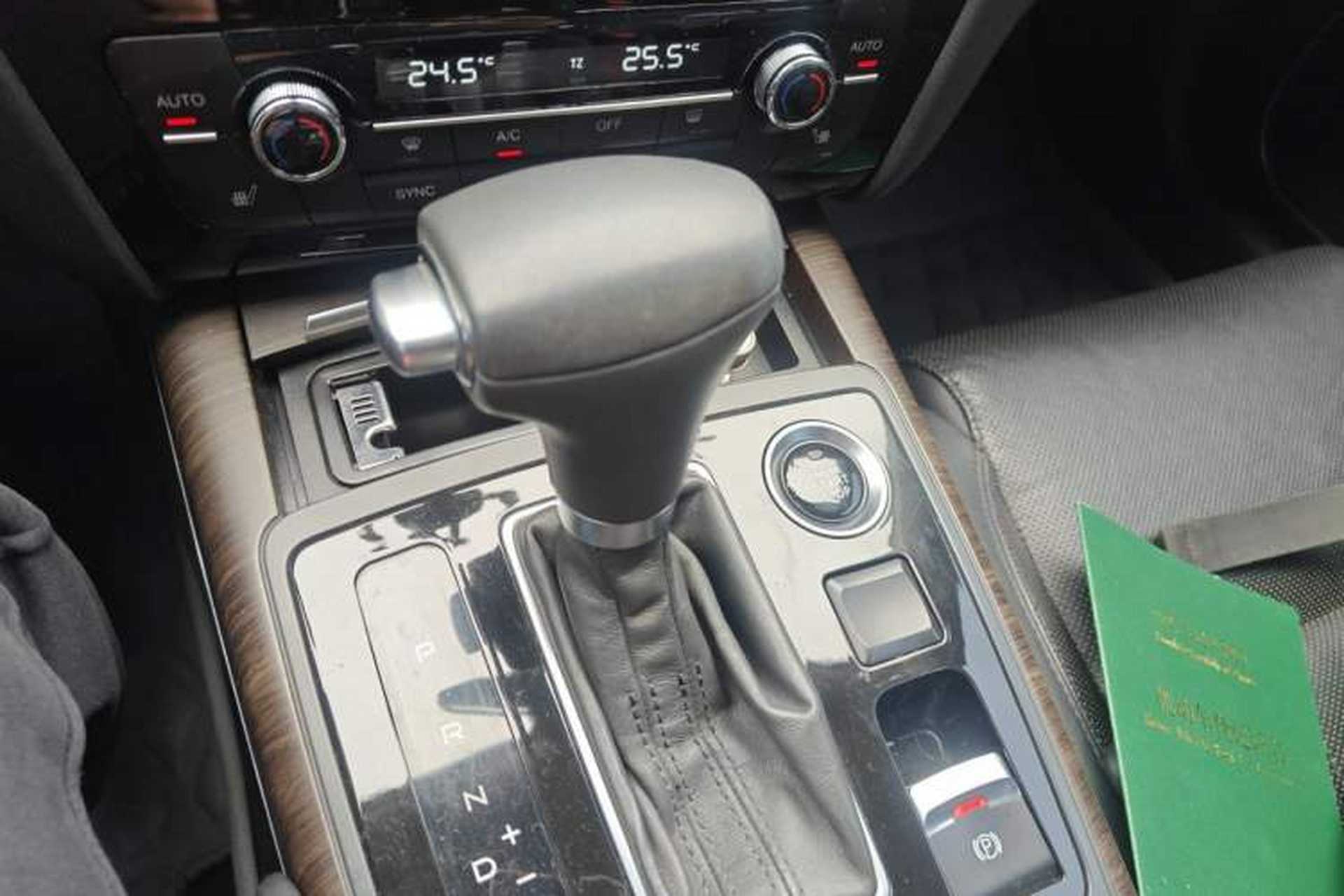 Used JAC Group Refine A60 2017 1.5 TGDI Automatic Luxury Business Model Gear Lever