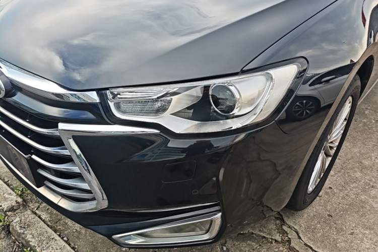 Used JAC Group Refine A60 2017 1.5 TGDI Automatic Luxury Model Left Front Headlight