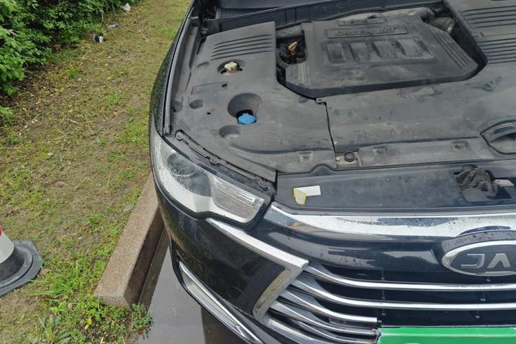 Used JAC Group Refine A60 2017 1.5 TGDI Automatic Luxury Business Model Right Front Headlight