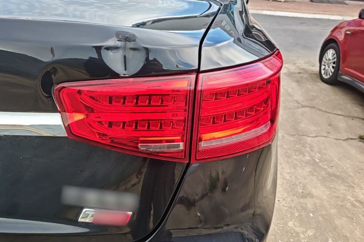Used JAC Group Refine A60 2017 1.5 TGDI Automatic Luxury Model Right Rear Taillight