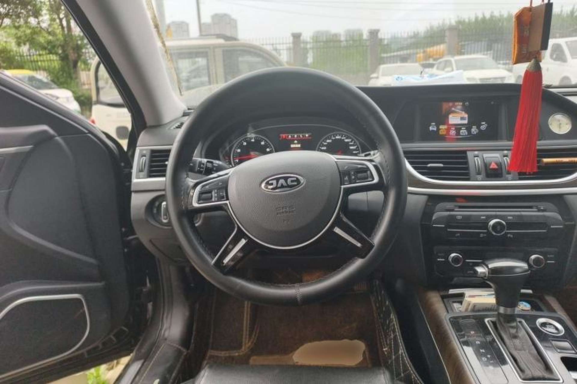 Used JAC Group Refine A60 2017 1.5 TGDI Automatic Luxury Model Steering Wheel