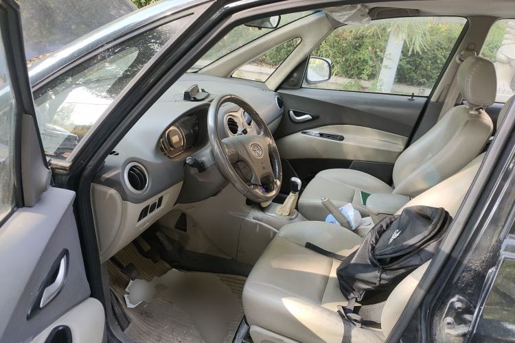 Used JAC Group Refine M2 2012 1.8L MT Business Luxury 5-Seater Driver Seat