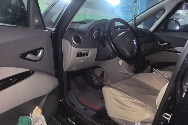 Used JAC Group Refine M2 2012 1.5L MT IKEA Comfort Edition Driver Seat