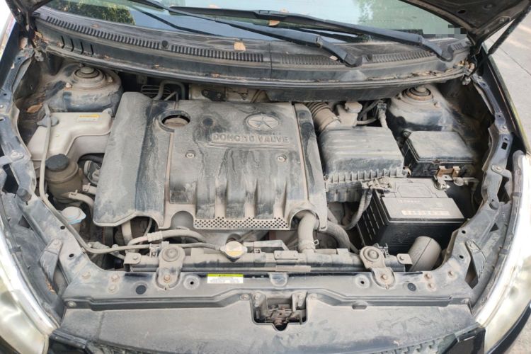 Used JAC Group Refine M2 2012 1.8L MT Business Luxury 5-Seater Engine Bay