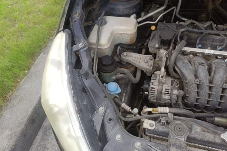 Used JAC Group Refine M2 2012 1.5L MT IKEA Comfort Edition Engine Bay Right