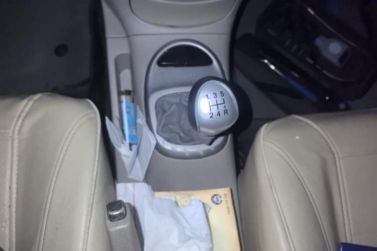 Used JAC Group Refine M2 2012 1.5L MT IKEA Comfort Edition Gear Lever