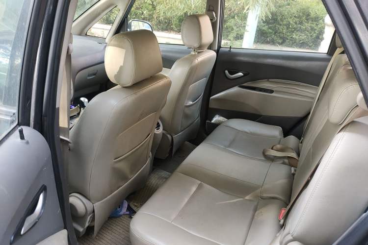 Used JAC Group Refine M2 2012 1.8L MT Business Luxury 5-Seater Left Rear Seat
