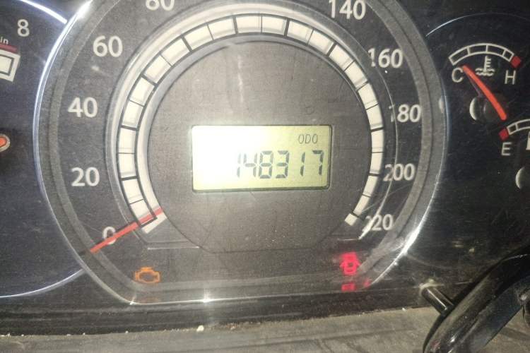 Used JAC Group Refine M2 2012 1.5L MT IKEA Comfort Edition Odometer Close Up