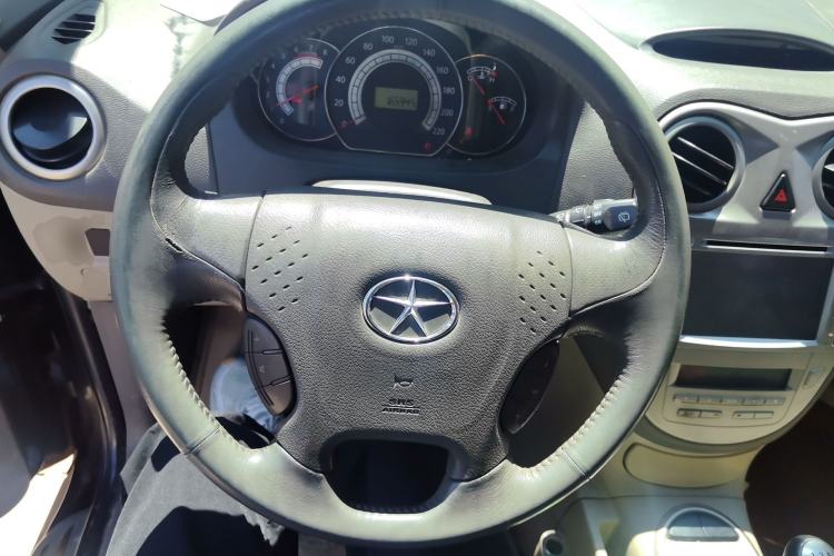 Used JAC Group Refine M2 2012 1.8L MT Business Luxury 7-Seater Steering Wheel