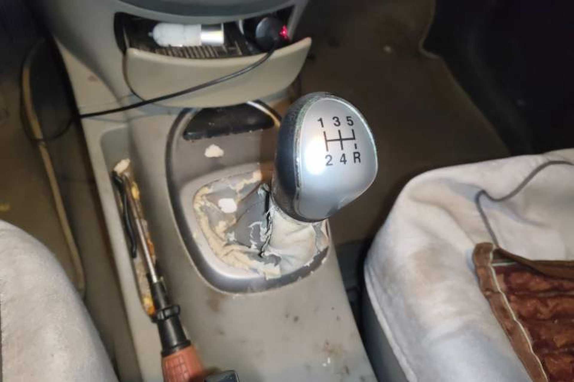 Used JAC Group Refine M2 2012 1.5L MT IKEA Comfort Edition Gear Lever
