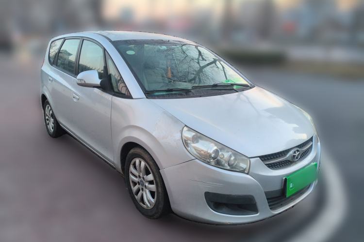 Used JAC Group Refine M2 2012 1.8L MT Business & Comfort Version 7 Seats Front Right 45 Deg