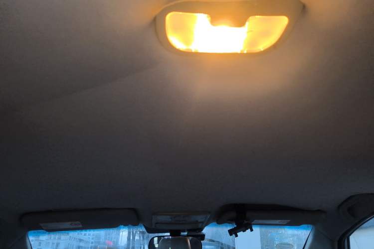 Used JAC Group Refine M2 2012 1.8L MT Business & Comfort Version 7 Seats Headliner