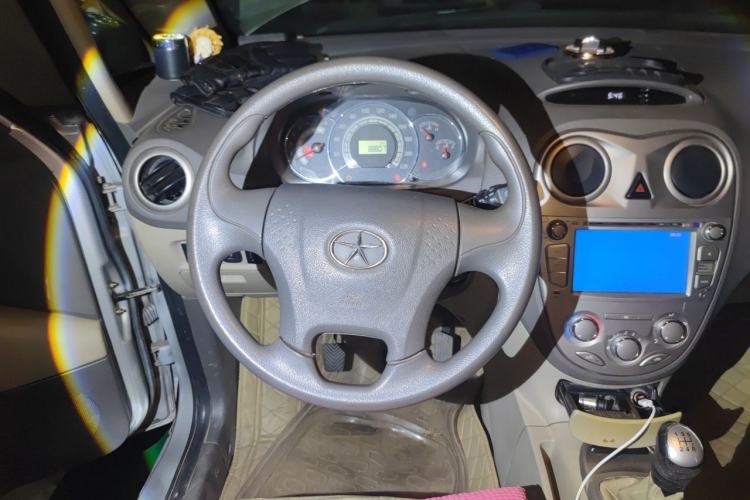 Used JAC Group Refine M2 2012 1.8L MT Elite Sporty 7-Seater Steering Wheel