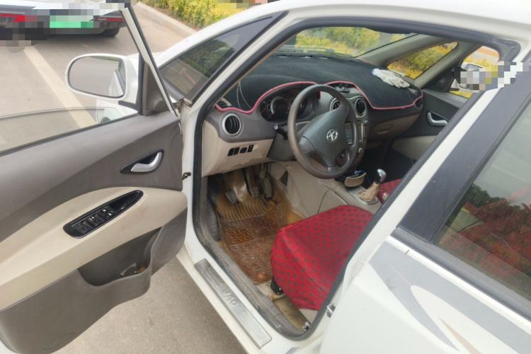Used JAC Group Refine M2 2012 1.5L MT IKEA Luxury Edition Driver Seat
