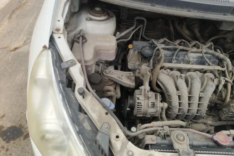 Used JAC Group Refine M2 2012 1.5L MT IKEA Luxury Edition Engine Bay Right
