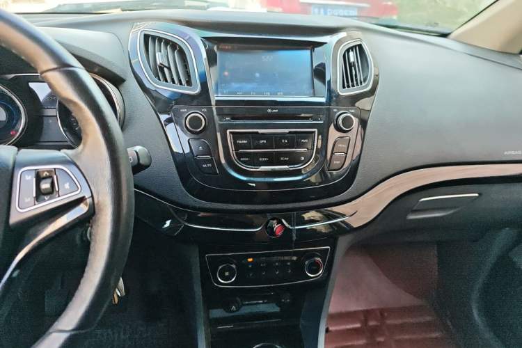 Used JAC Group Refine M2 2013 1.5L Manual Comfort Model 5 Seats Audio And AC Panel