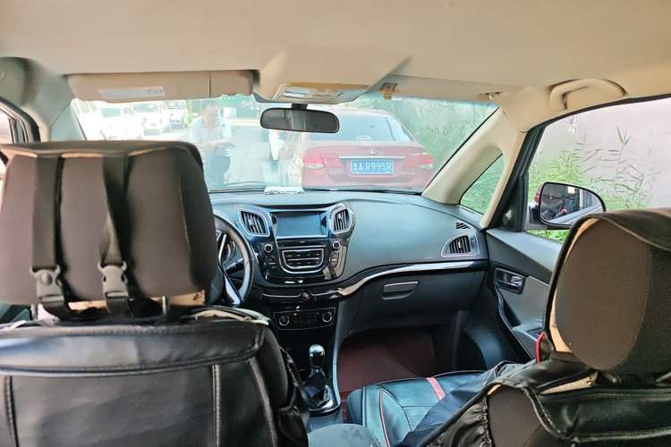 Used JAC Group Refine M2 2013 1.5L Manual Comfort Model 5 Seats Headliner