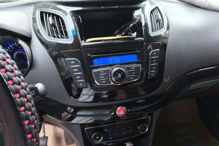 Used JAC Group Refine M2 2013 1.5L Manual Comfort Model 5 Seats Audio And AC Panel