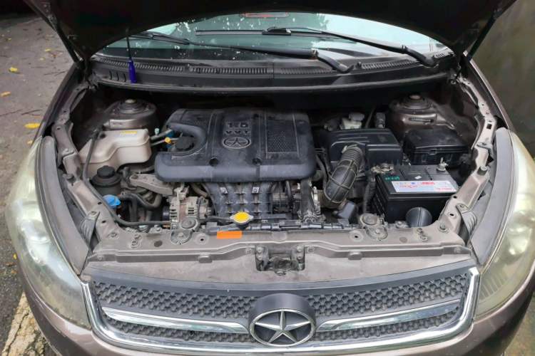 Used JAC Group Refine M2 2013 1.5L Manual Comfort Model 5 Seats Engine Bay