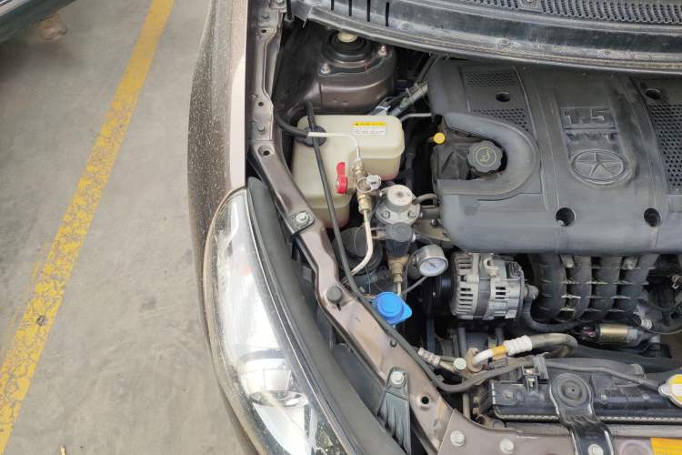 Used JAC Group Refine M2 2013 1.5L Manual Luxury 5-Seater Engine Bay Right