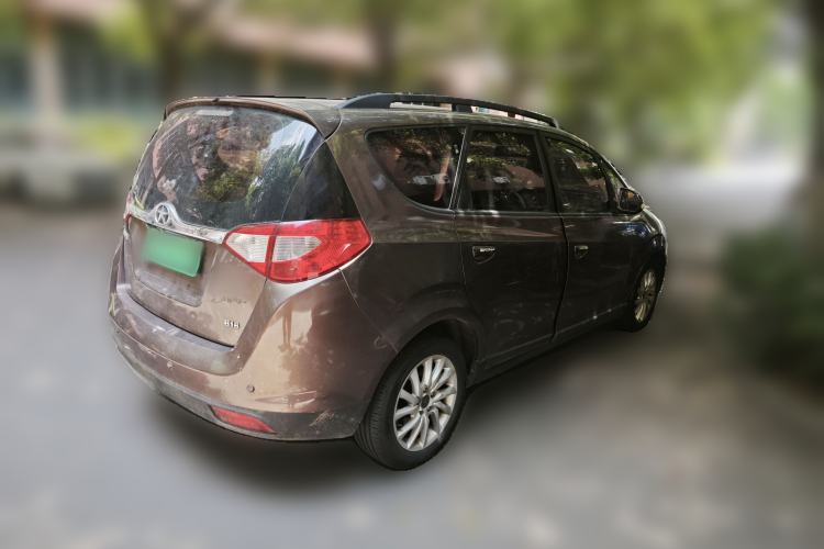 Used JAC Group Refine M2 2013 1.8L Manual Luxury 7-Seater Rear Right 45 Deg