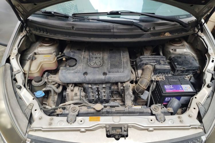 Used JAC Group Refine M2 2013 1.5L Manual Luxury 5-Seater Engine Bay