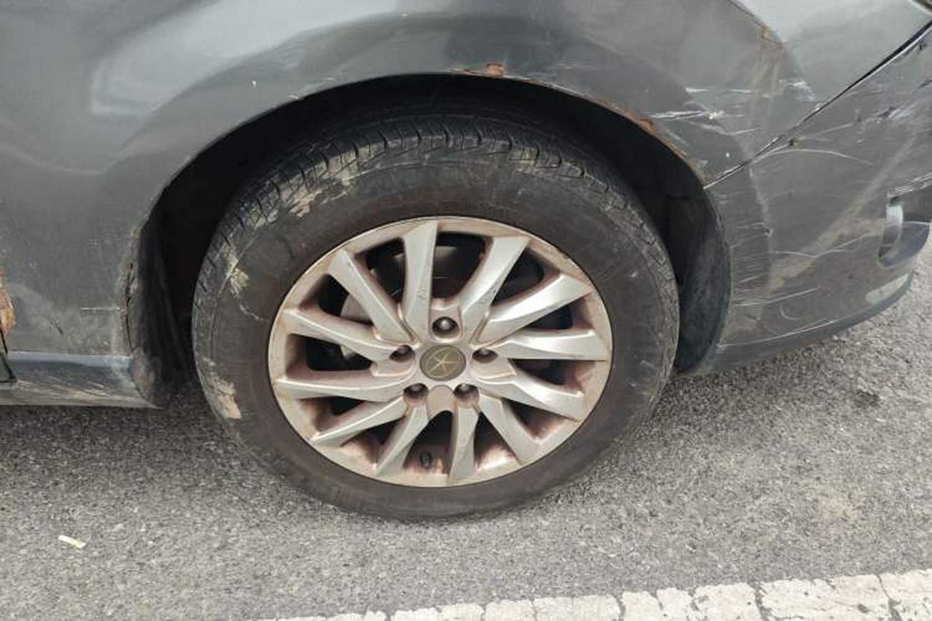 Used JAC Group Refine M2 2013 1.5L Manual Comfort Model 5 Seats Right Front Wheel Hub