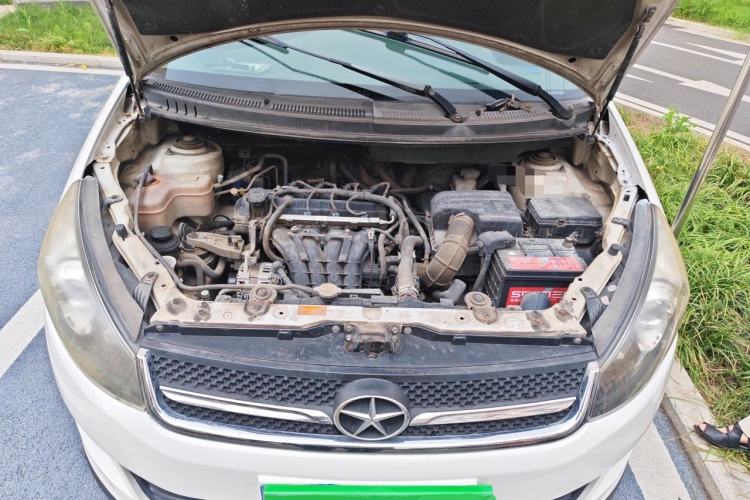 Used JAC Group Refine M2 2013 1.5L Manual Luxury 5-Seater Engine Bay