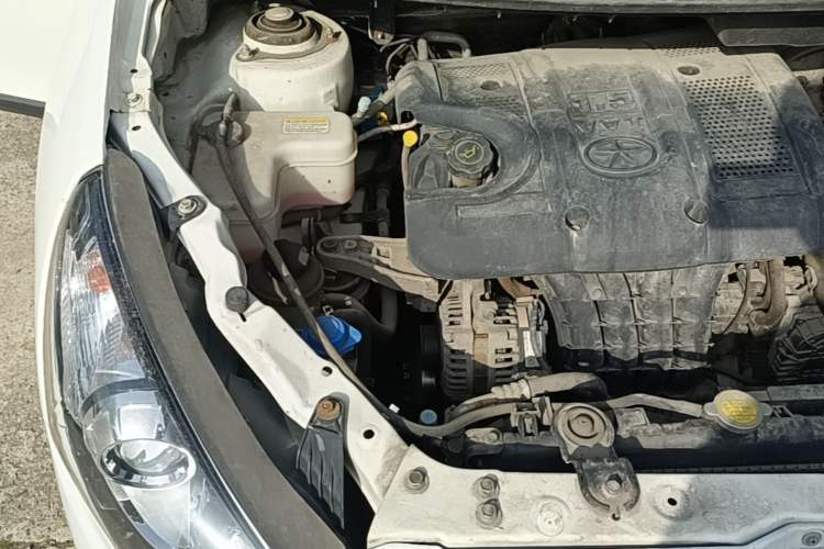 Used JAC Group Refine M2 2013 1.5L Manual Comfort Model 5 Seats Engine Bay Right