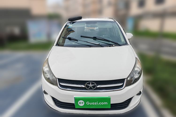 Used JAC Group Refine M2 2013 1.5L Manual Luxury 5-Seater Front