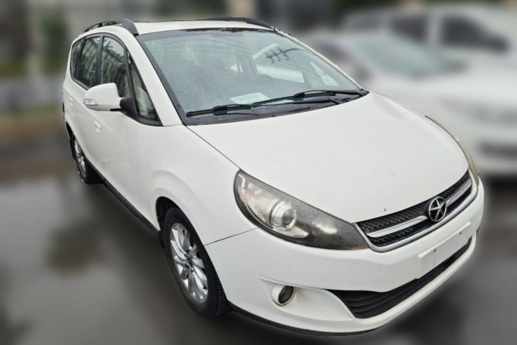 Used JAC Group Refine M2 2013 1.8L Automatic Luxury 7-Seater Front Right 45 Deg