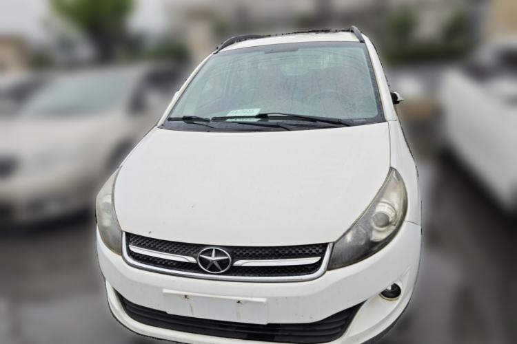 Used JAC Group Refine M2 2013 1.8L Automatic Luxury 7-Seater Front
