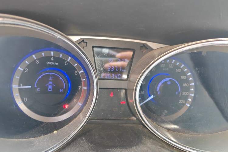 Used JAC Group Refine M2 2013 1.5L Manual Luxury 5-Seater Instrument Cluster