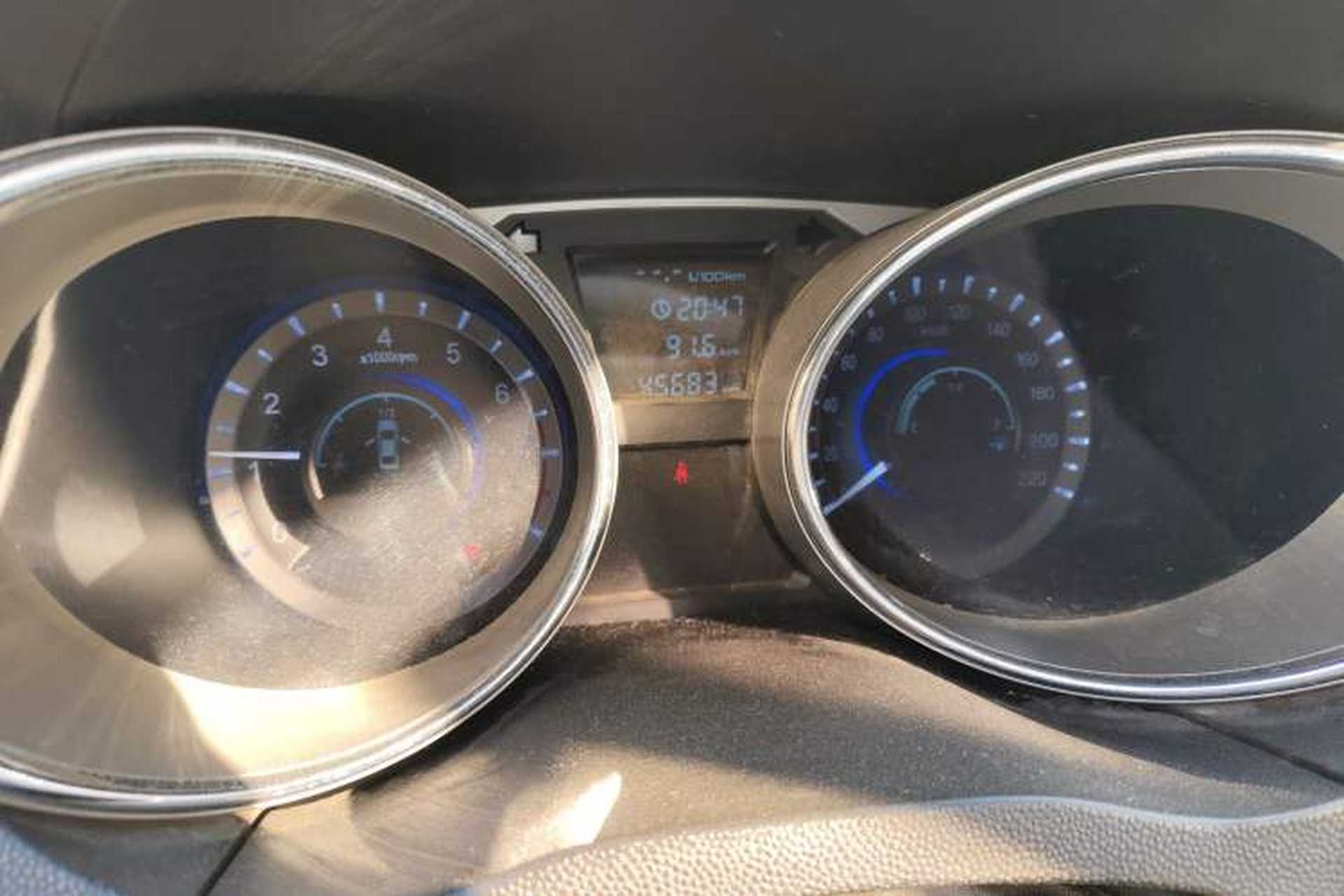 Used JAC Group Refine M2 2013 1.5L Manual Comfort Model 5 Seats Instrument Cluster