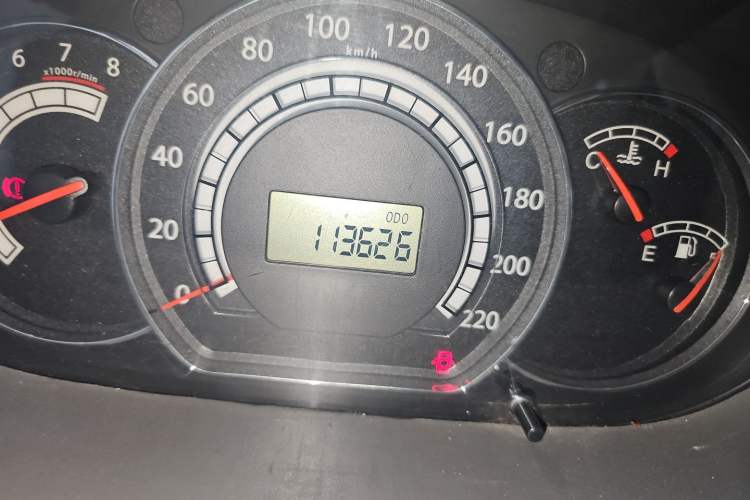 Used JAC Group Refine M2 2013 1.5L Manual Comfort Model 5 Seats Odometer Close Up