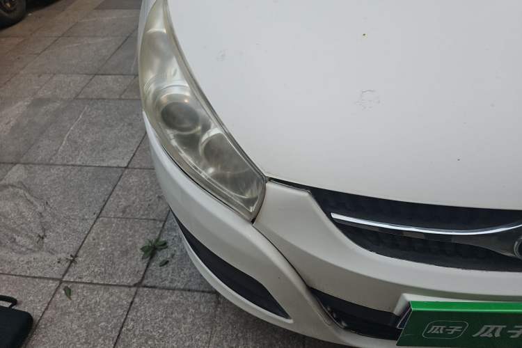Used JAC Group Refine M2 2013 1.5L Manual Comfort Model 5 Seats Right Front Headlight