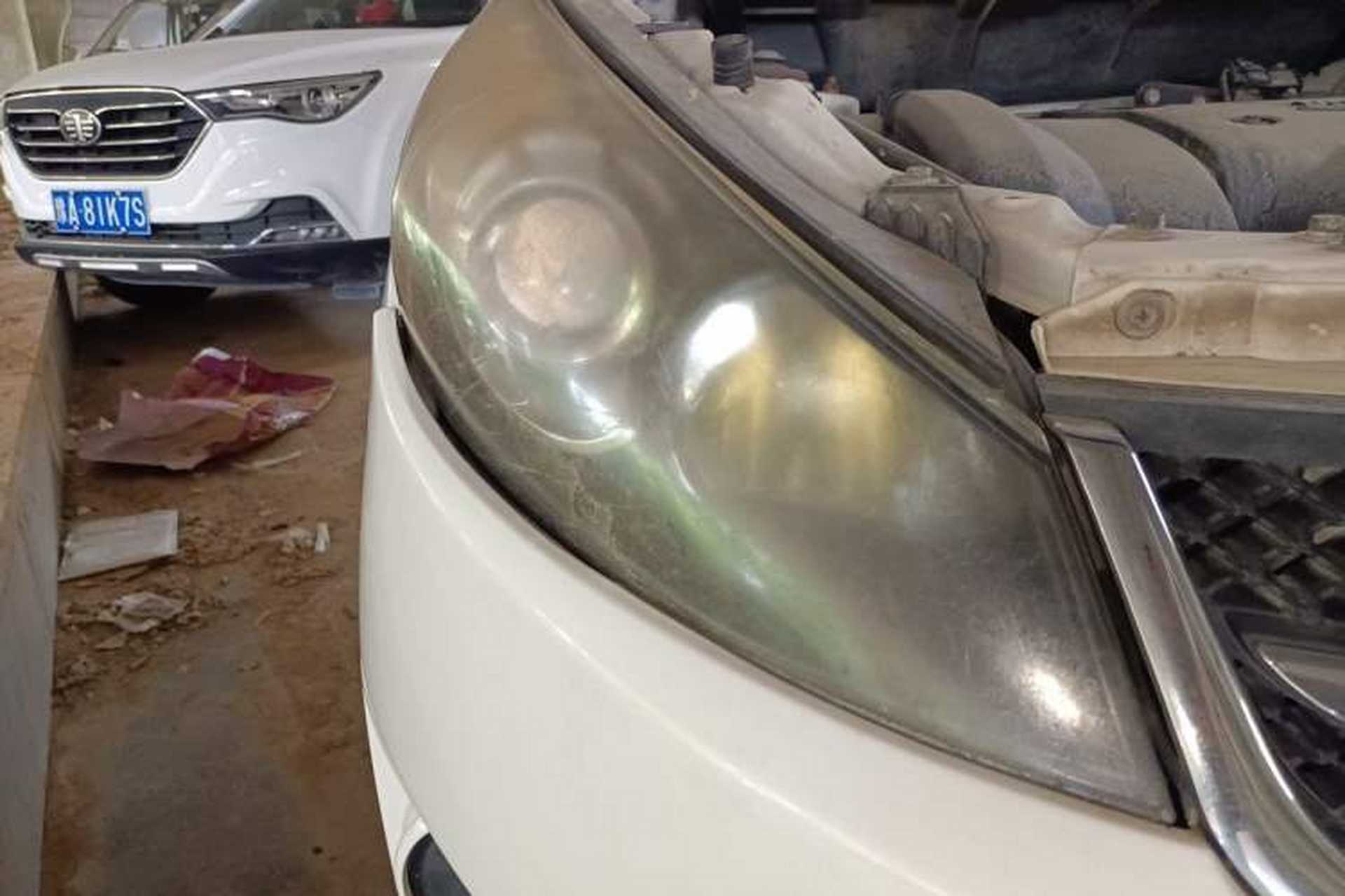 Used JAC Group Refine M2 2013 1.8L Manual Luxury 5-Seater Right Front Headlight