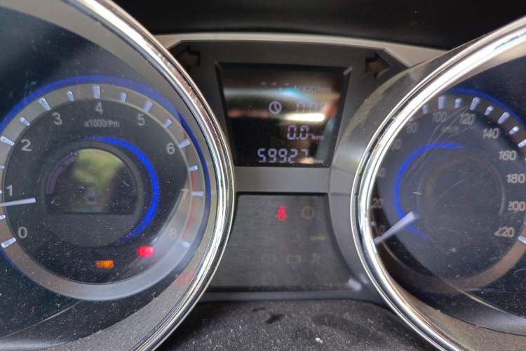 Used JAC Group Refine M2  Odometer Close Up