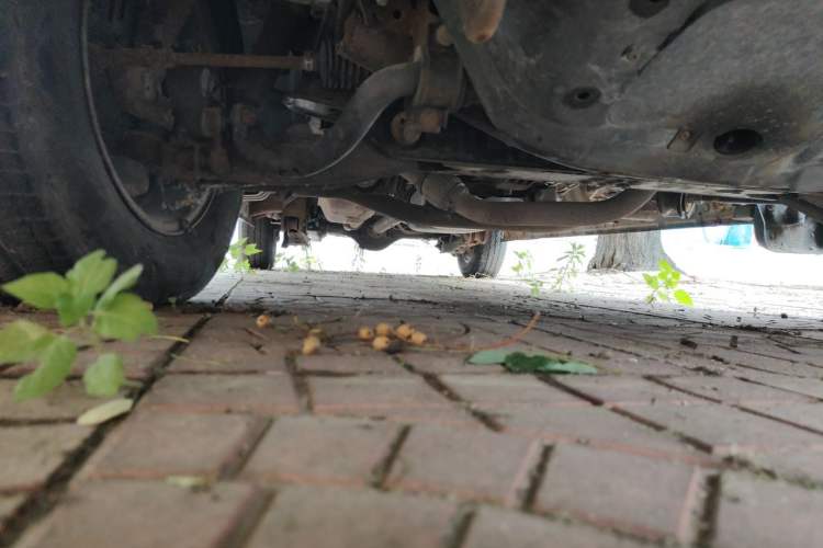 Used JAC Group Refine M5 2012 2.0T Gasoline Manual Business Edition Chassis Front Right
