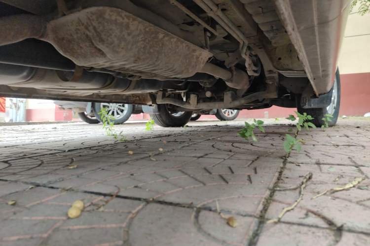 Used JAC Group Refine M5 2012 2.0T Gasoline Manual Business Edition Chassis Rear Right