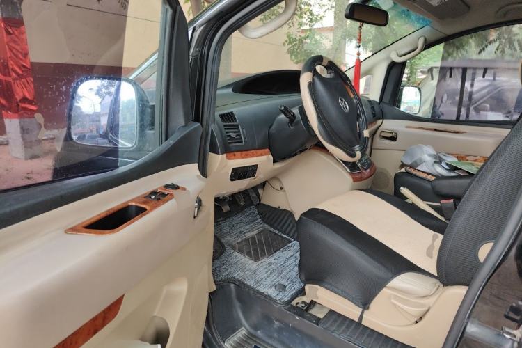 Used JAC Group Refine M5 2012 2.0T Gasoline Manual Business Edition Driver Seat
