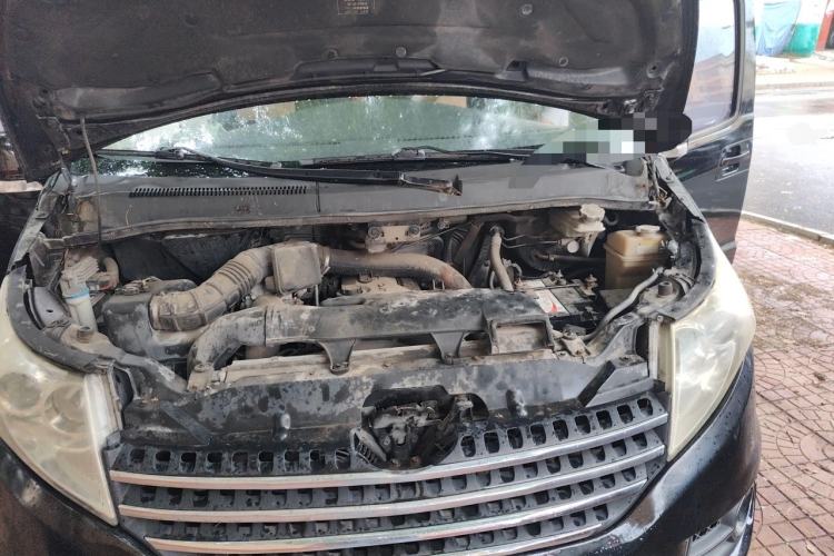 Used JAC Group Refine M5 2012 2.0T Gasoline Manual Business Edition Engine Bay