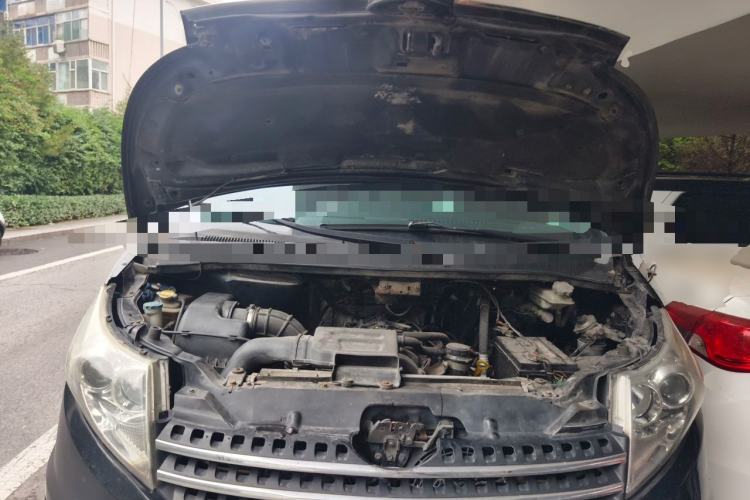 Used JAC Group Refine M5  Engine Bay
