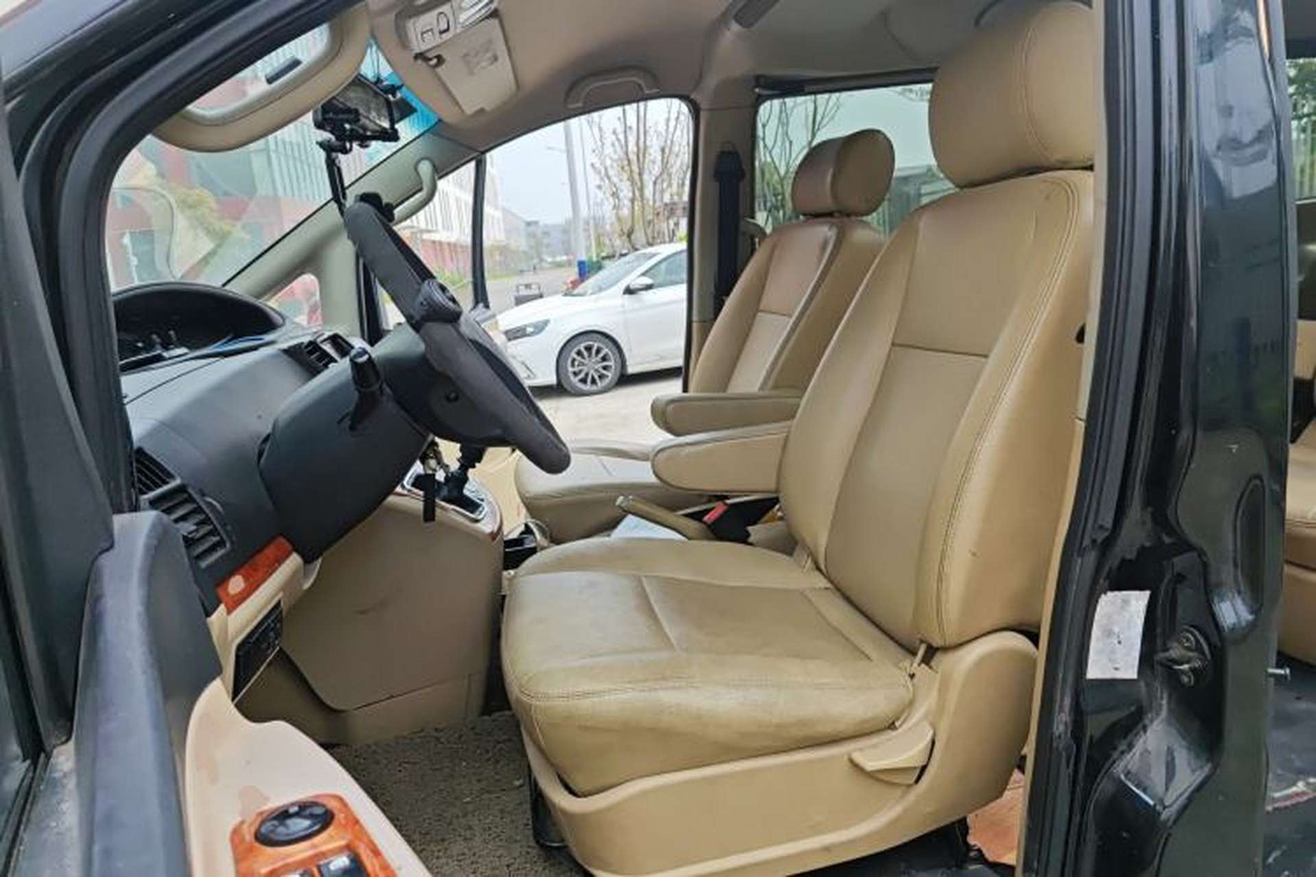 Used JAC Group Refine M5 2012 2.0T Gasoline Manual Business Edition Left Front Seat
