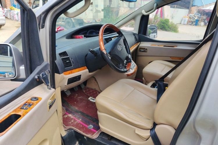 Used JAC Group Refine M5 2012 2.0T Gasoline Manual Business Edition Driver Seat