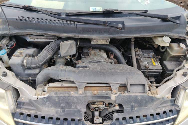 Used JAC Group Refine M5 2012 2.0T Gasoline Manual Business Edition Engine Bay