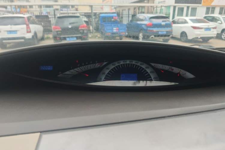 Used JAC Group Refine M5 2012 2.0T Gasoline Automatic Business Edition Instrument Cluster