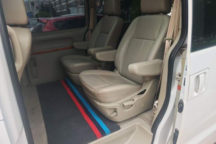 Used JAC Group Refine M5 2012 2.0T Gasoline Automatic Business Edition Left Rear Seat