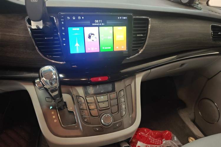 Used JAC Group Refine M5 2013 2.0T Gasoline Automatic Business Edition Audio And AC Panel