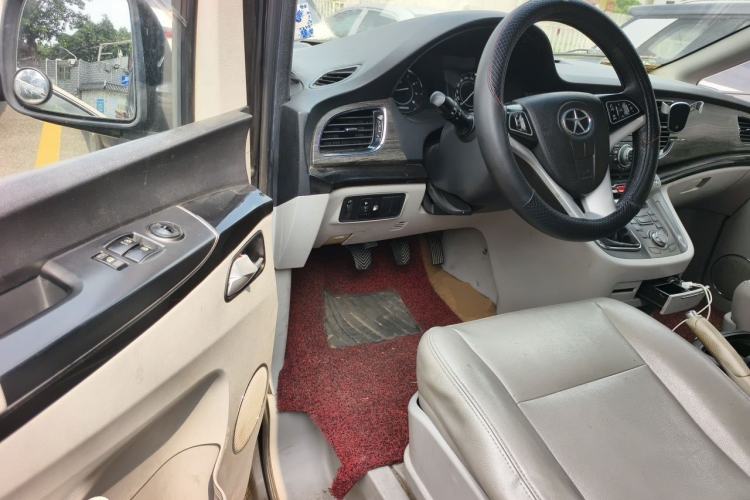 Used JAC Group Refine M5 2013 2.0T Gasoline Manual Business Edition Driver Seat